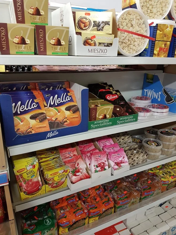 Sortiment im Laden, Bild 57